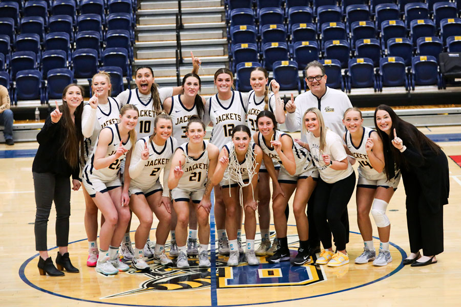 MSUB Women's Basketball Team